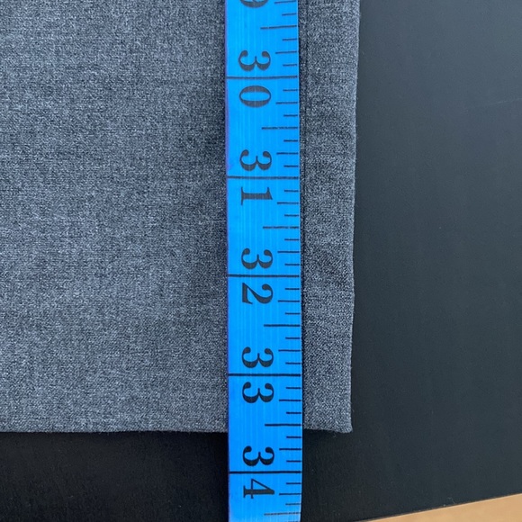 NWOT Uniqlo Grey Business Pants Size 2 - Picture 9 of 16